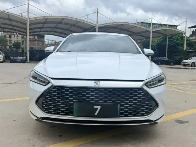 BYD Qin PLUS — Фото автомобиля 2