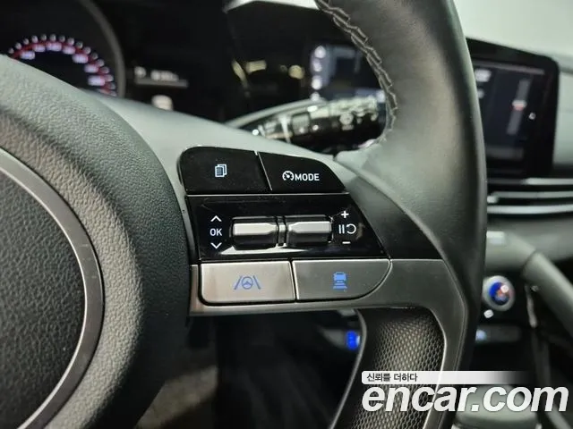 Hyundai Avante CN7 — Фото автомобиля 11