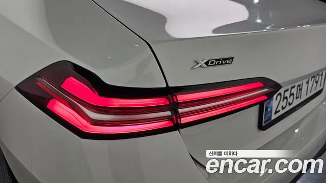 BMW 5-Series 5 серия (G60) 530i xDrive M Sport — Фото автомобиля 17