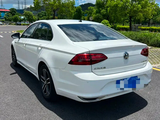 Volkswagen Lamando — Фото автомобиля 5
