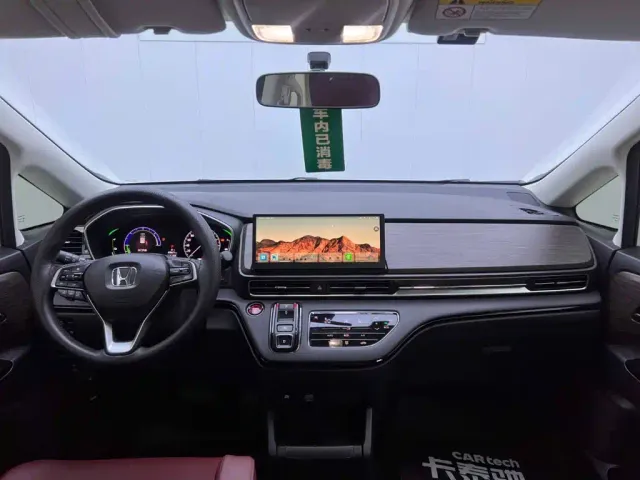 Honda Odyssey — Фото автомобиля 19