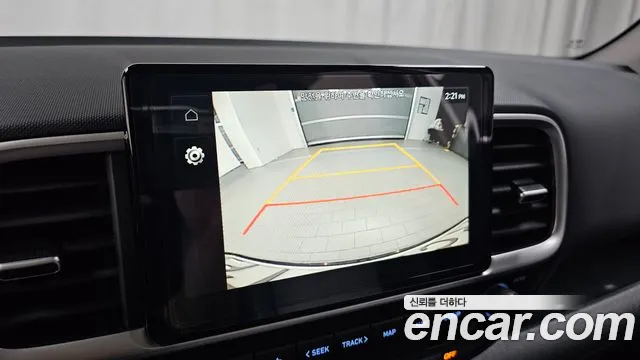 Hyundai Venue — Фото автомобиля 20