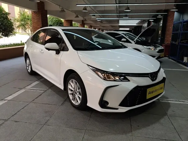 Toyota Corolla — Фото автомобиля 6