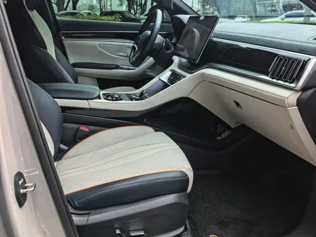 BYD Song PLUS — Фото автомобиля 12