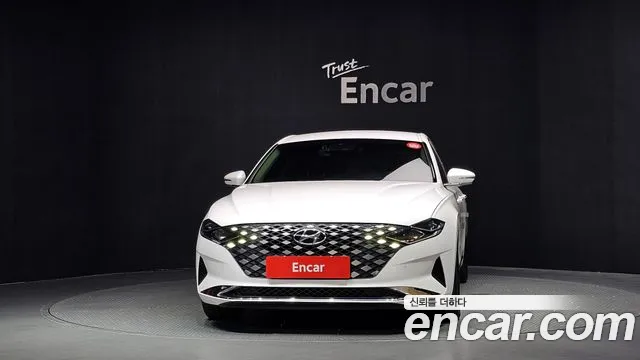 Hyundai Grandeur Новый Grandeur IG 3.0 LPi (Для проката) — Фото автомобиля 2