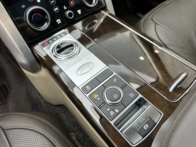 Land Rover Range Rover — Фото автомобиля 20