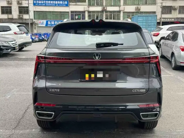 Changan CS75 Plus — Фото автомобиля 3
