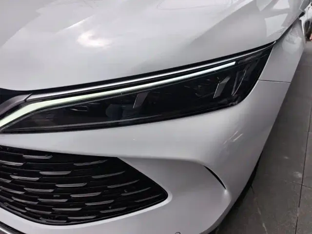 BYD Qin L 2024 DM-i 80KM Superior — Фото автомобиля 23