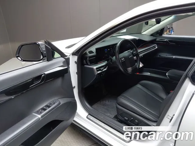 Hyundai Grandeur Grandeur (GN7) 2.5 Бензин 2WD — Фото автомобиля 10