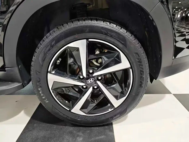 Hyundai ix35 — Фото автомобиля 8