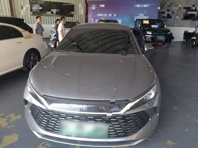 BYD Qin L — Фото автомобиля 2