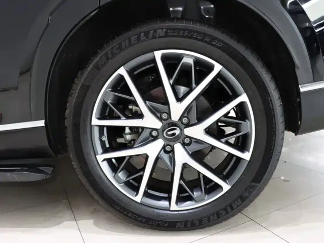 GAC Trumpchi GS8 — Фото автомобиля 16