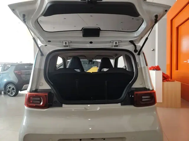 Wuling Hongguang Mini EV — Фото автомобиля 18