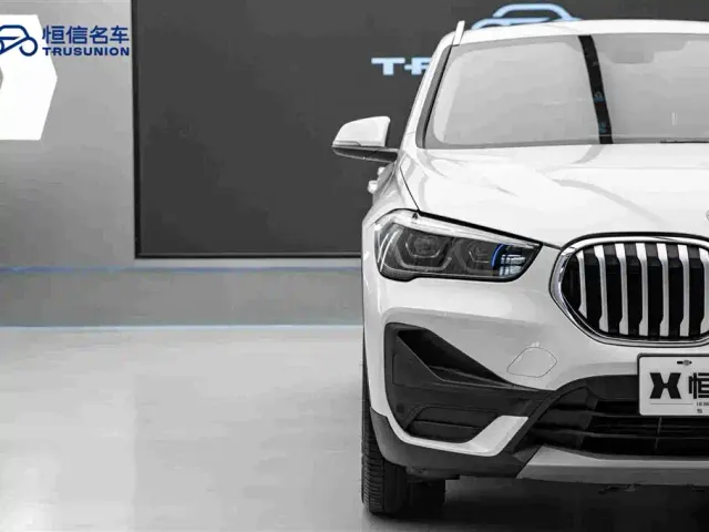 BMW X1 — Фото автомобиля 8