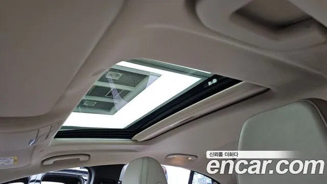 Mercedes-Benz CLS-Class — Фото автомобиля 18
