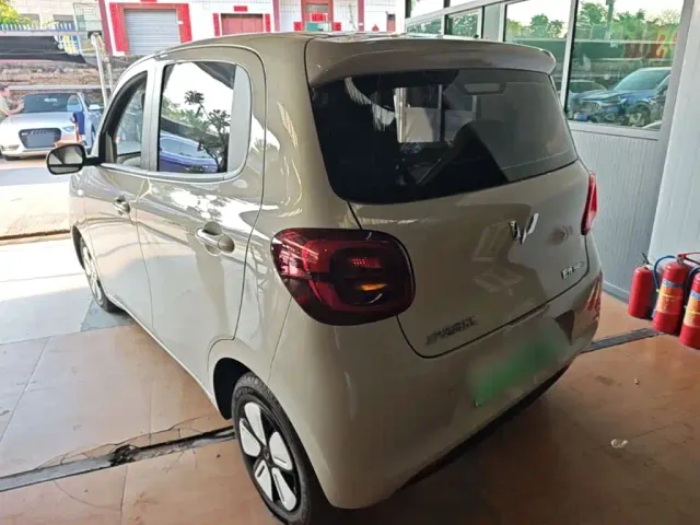 Wuling Hongguang Mini EV — Фото автомобиля 4