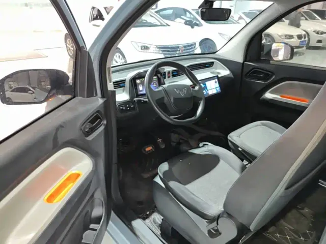 Wuling Hongguang Mini EV — Фото автомобиля 15