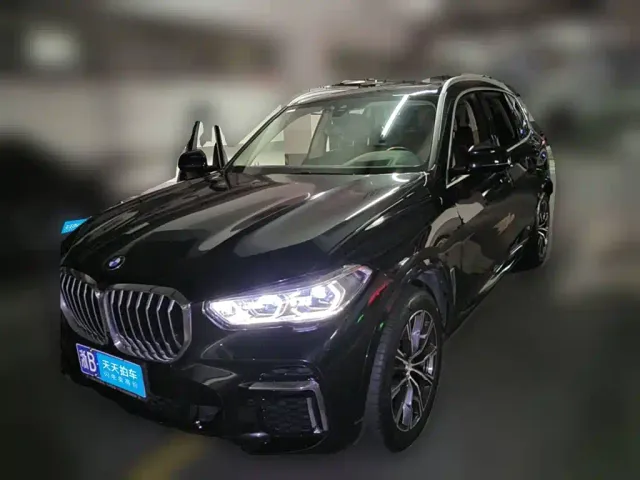 Фотография автомобиля — BMW X5