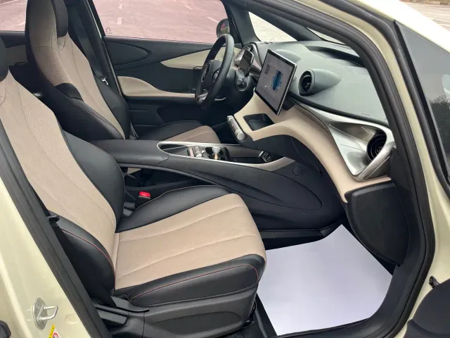 BYD Dolphin — Фото автомобиля 11