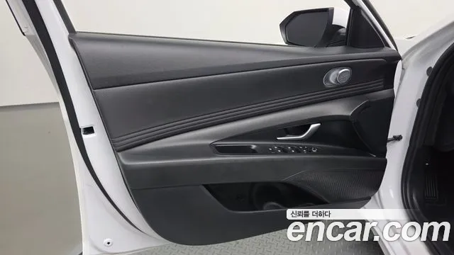 Hyundai AVANTE Новый Avante (CN7) — Фото автомобиля 24
