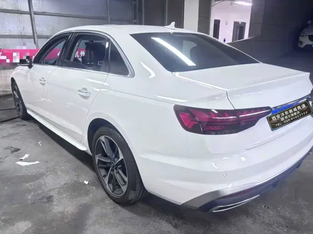 Audi A4L — Фото автомобиля 5