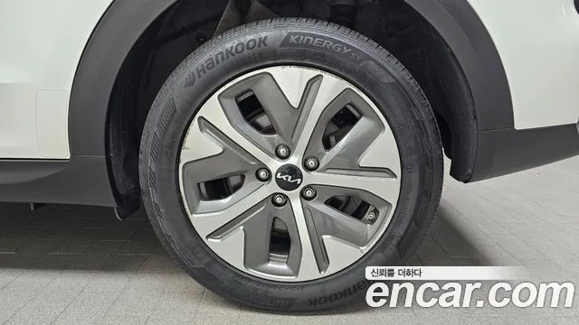 Kia Niro Niro Plus Earth — Фото автомобиля 19