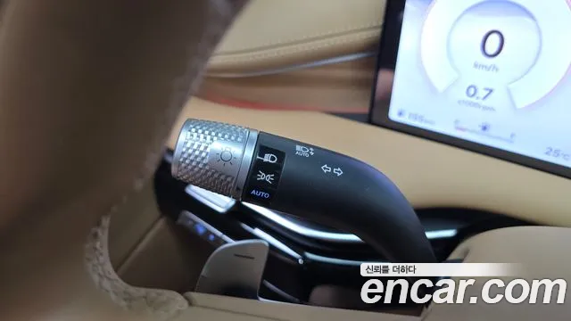 Genesis G80 Бензин 2.5 турбо AWD — Фото автомобиля 30