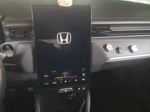 Honda e:NS1 — Фото автомобиля 13