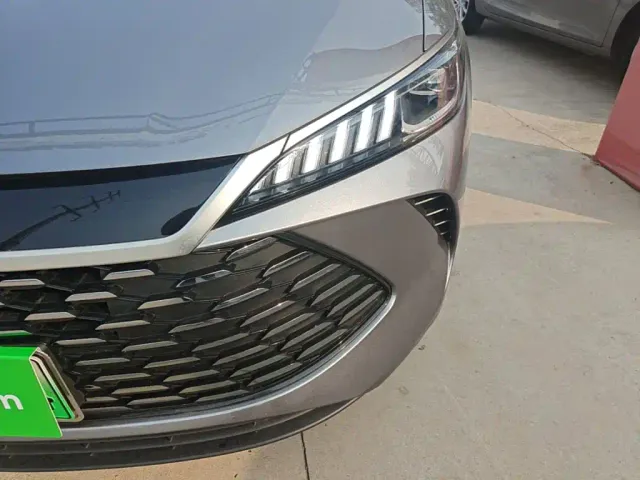BYD Qin PLUS — Фото автомобиля 23
