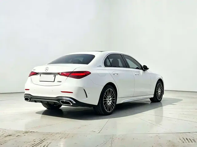 Mercedes-Benz C-Class — Фото автомобиля 9
