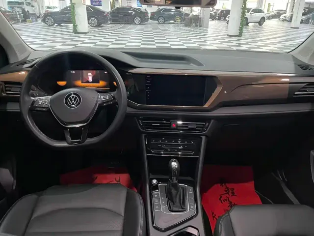 Volkswagen Tharu — Фото автомобиля 6