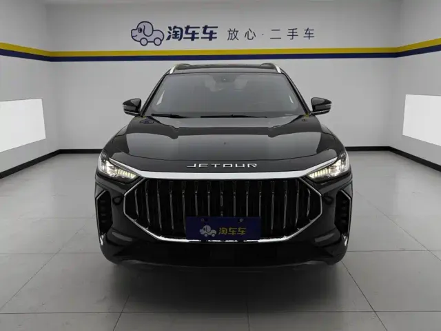 Jetour X70 Plus — Фото автомобиля 2