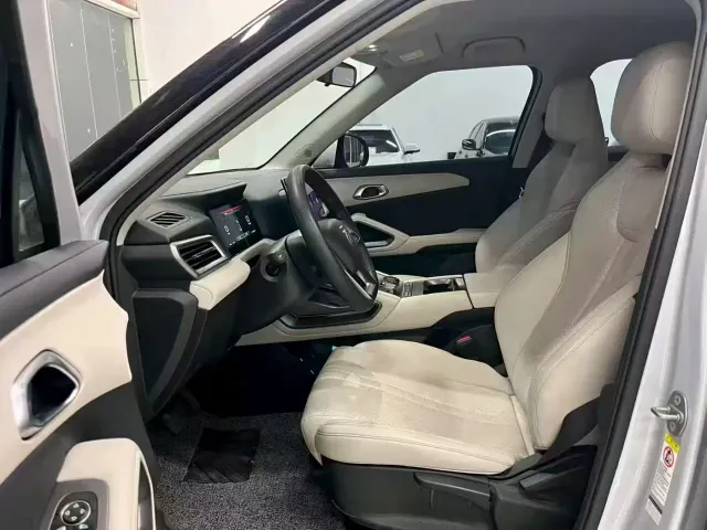 BYD Yuan UP 2024 401KM Leading Edition — Фото автомобиля 4