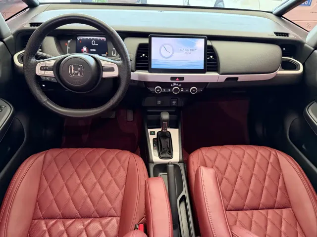 Honda Fit — Фото автомобиля 8