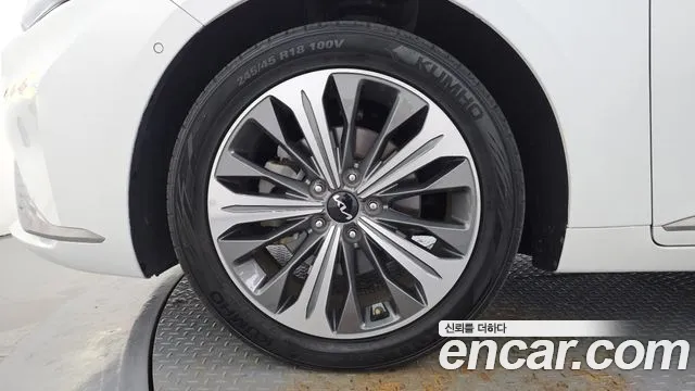 Kia K8 Noblesse — Фото автомобиля 4