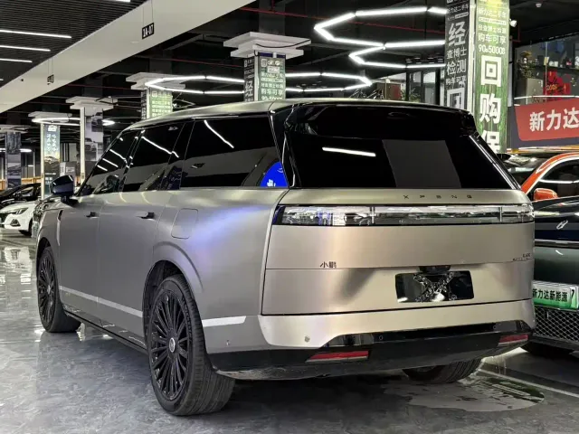 Xpeng GX — Фото автомобиля 18