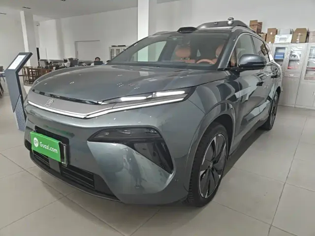 Фотография автомобиля — BYD Tang L