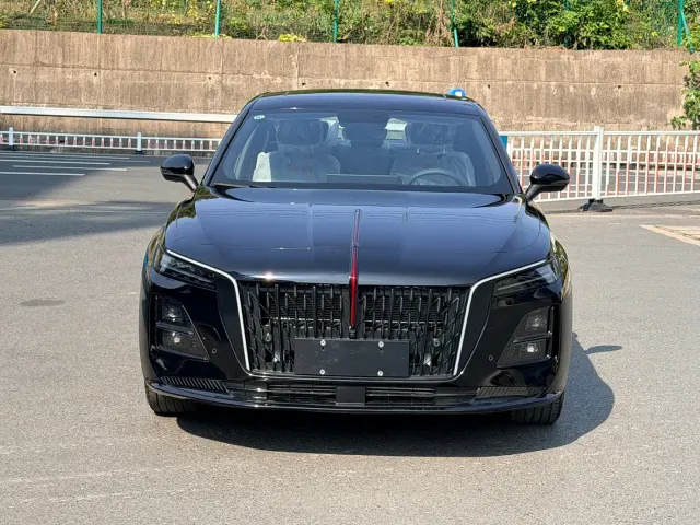 Hongqi H5 — Фото автомобиля 2