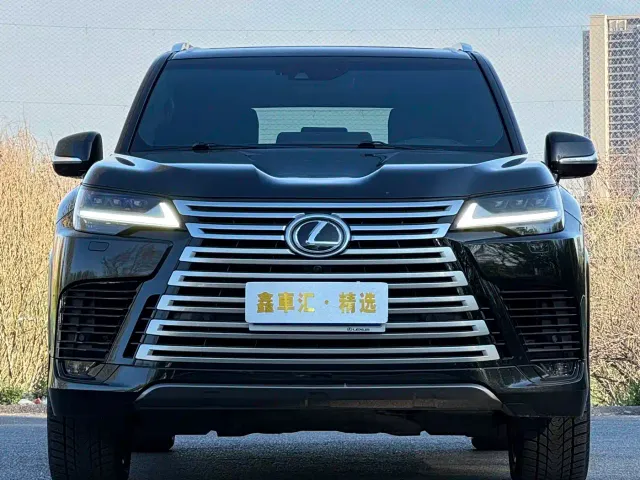 Lexus LX — Фото автомобиля 3