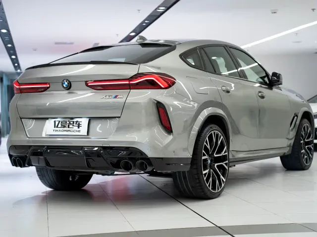 BMW X6 M — Фото автомобиля 2