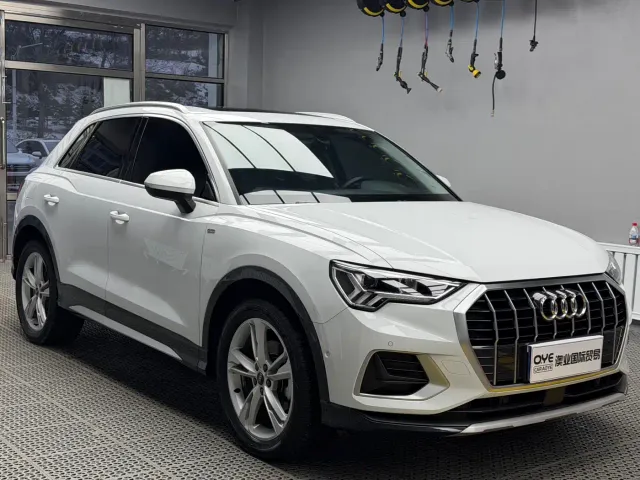 Audi Q3 — Фото автомобиля 3