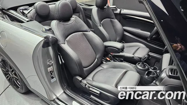 Mini Cooper Convertible — Фото автомобиля 25