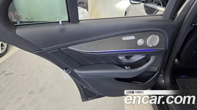 Mercedes-Benz E-Class W213 — Фото автомобиля 14