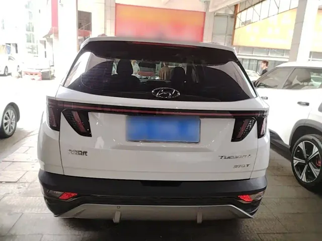 Hyundai Tucson — Фото автомобиля 5