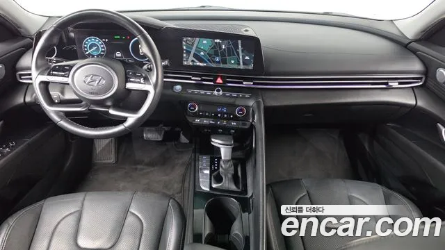 Hyundai Avante CN7 — Фото автомобиля 10