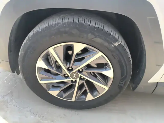Hyundai Tucson — Фото автомобиля 24