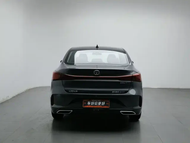 Changan Eado — Фото автомобиля 4
