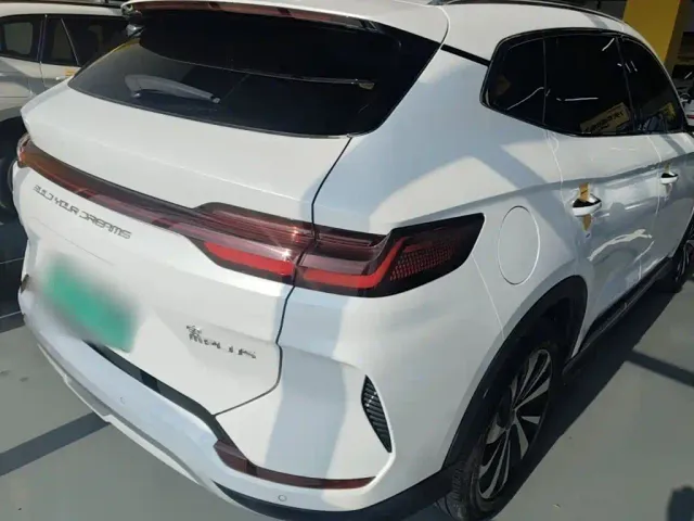 BYD Song PLUS — Фото автомобиля 6