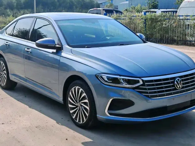 Volkswagen Lavida — Фото автомобиля 5