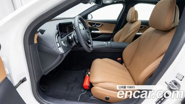 Mercedes-Benz E-Class W214 — Фото автомобиля 14